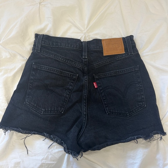 Levi's Black Ribcage Shorts - Picture 2 of 3